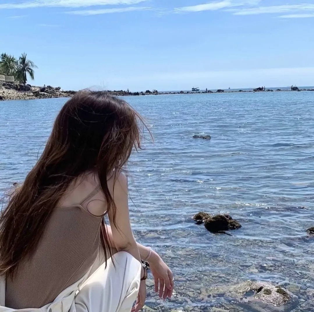 女猫